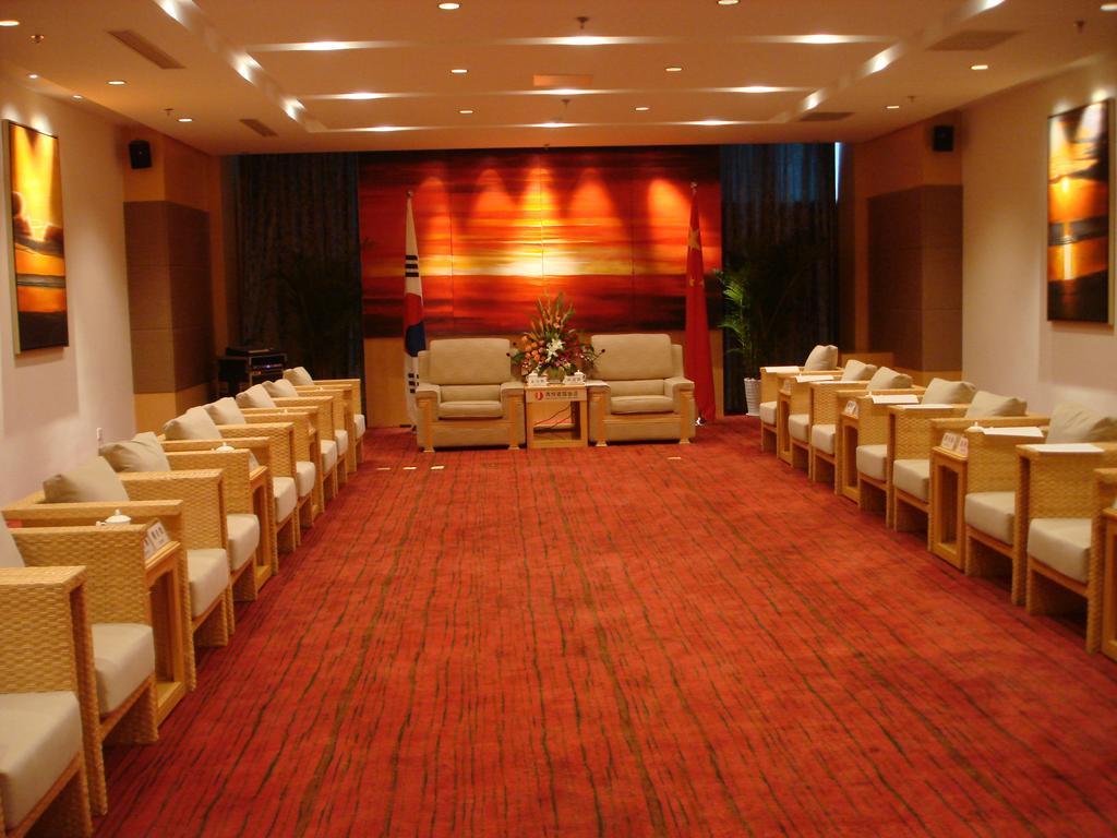 Weihai Haiyue Jianguo Hotel Екстериор снимка