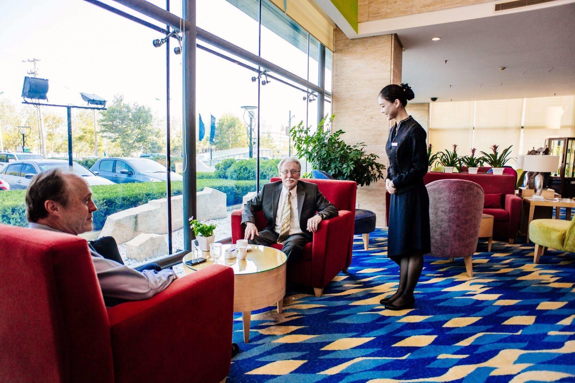 Weihai Haiyue Jianguo Hotel Екстериор снимка