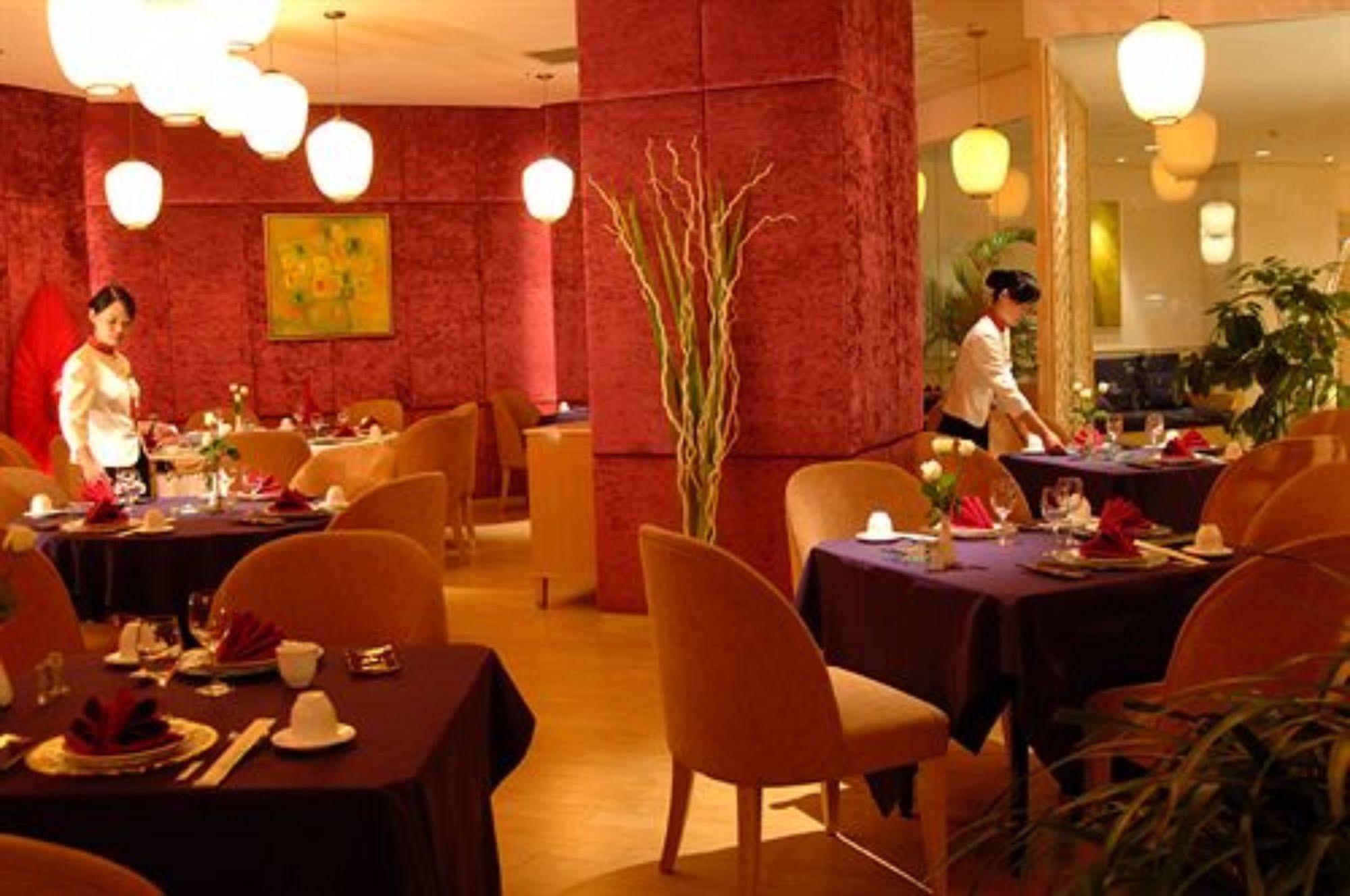 Weihai Haiyue Jianguo Hotel Екстериор снимка