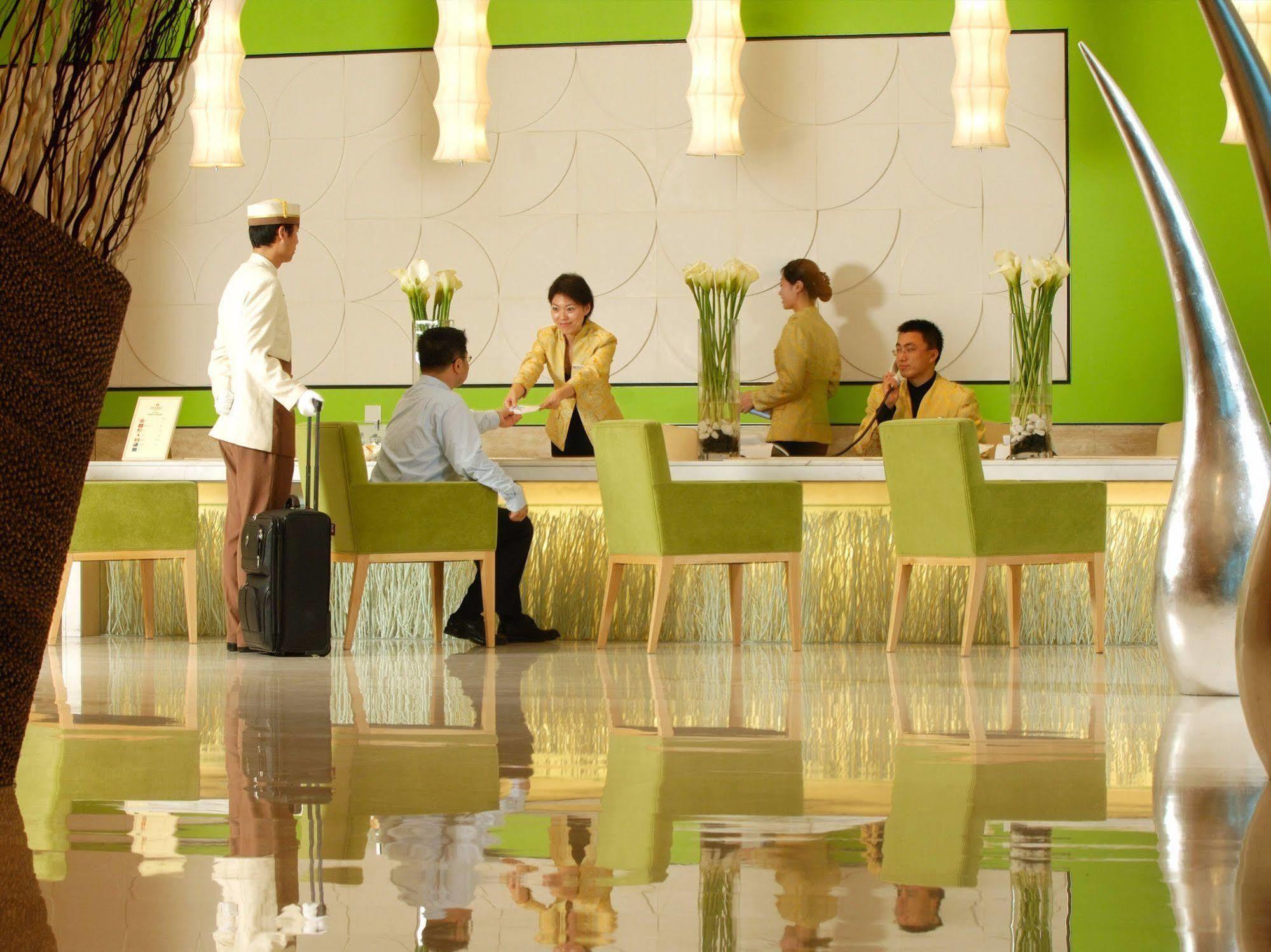 Weihai Haiyue Jianguo Hotel Екстериор снимка