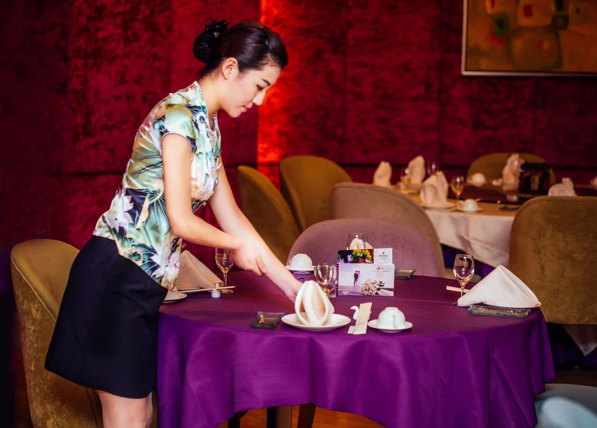 Weihai Haiyue Jianguo Hotel Екстериор снимка