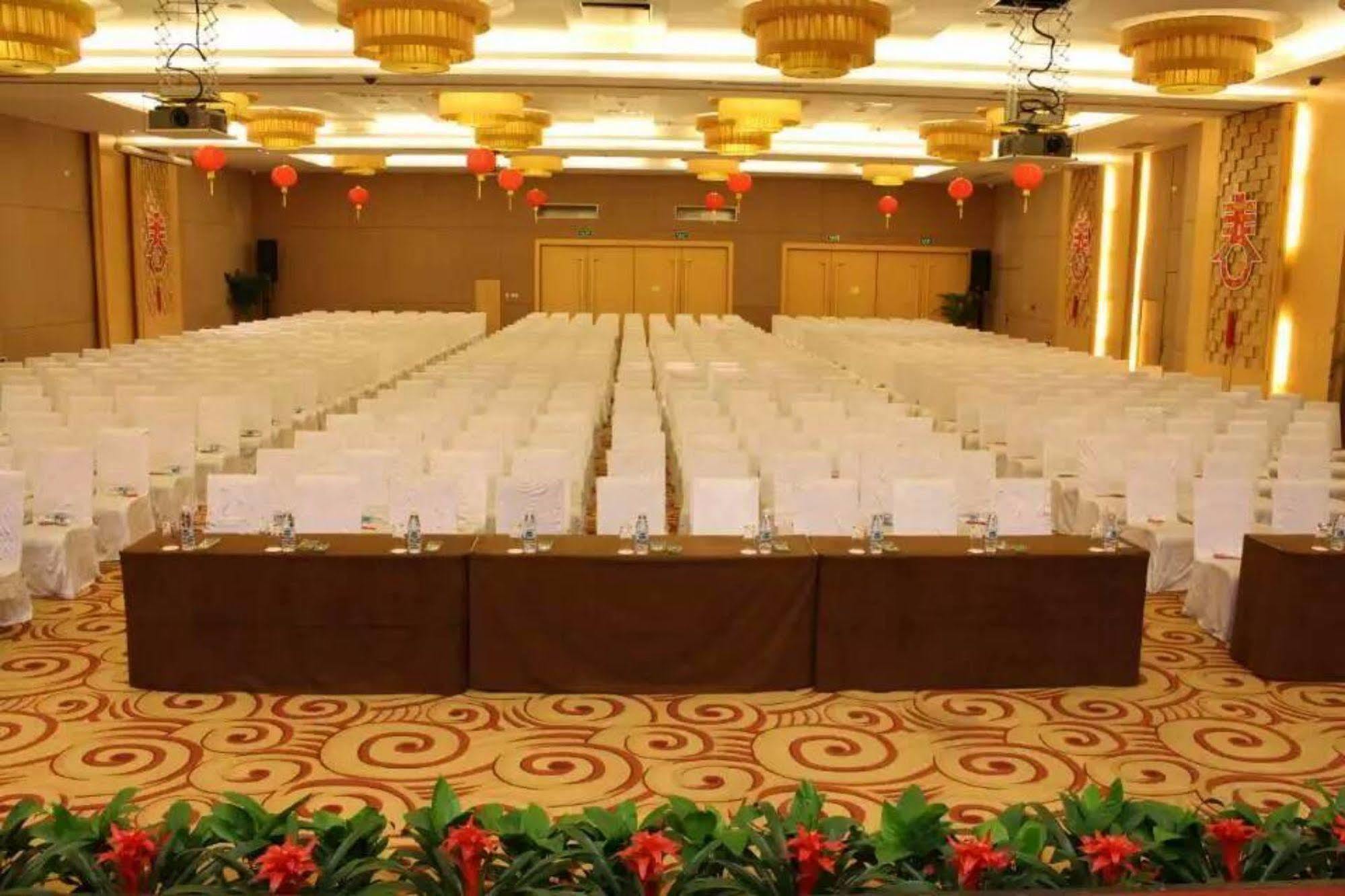 Weihai Haiyue Jianguo Hotel Екстериор снимка